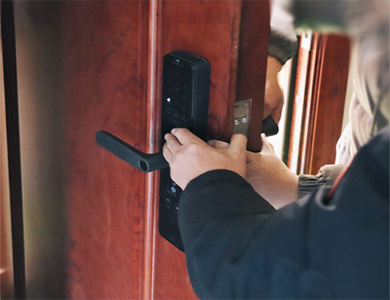 雅江24小时上门开锁公司